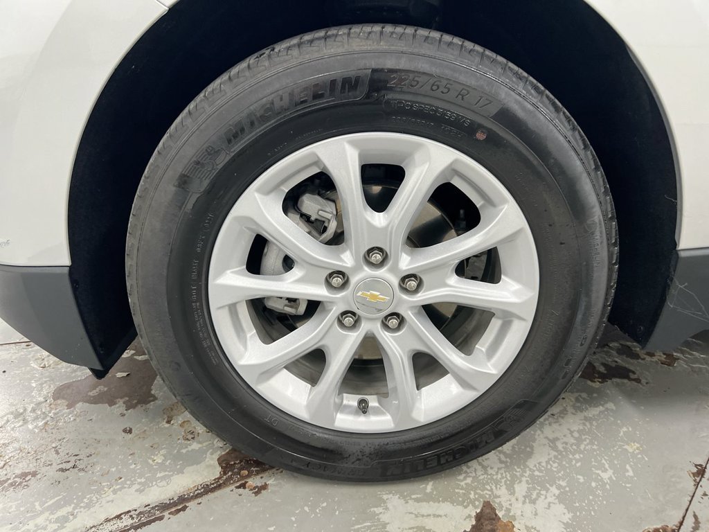 Used 2021 Chevrolet Equinox LT FWD image 26