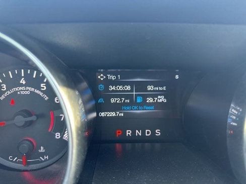 Used 2018 Ford Mustang Premium RWD image 13