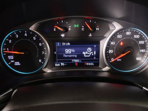Used 2019 Chevrolet Equinox LT FWD image 4