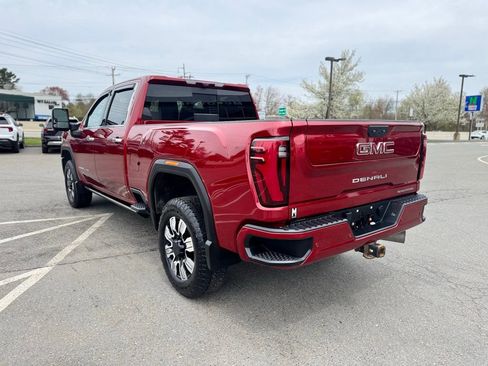 Used 2024 GMC Sierra 2500 Denali w/ Denali Reserve Package AWD/4WD image 4