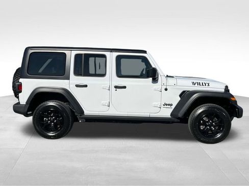 Used 2021 Jeep Wrangler Unlimited Sport image 8