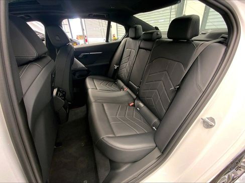 Used 2025 BMW i5 xDrive40 w/ M Sport Package AWD/4WD image 22