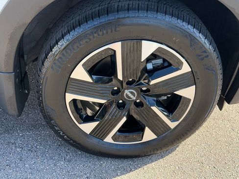 Certified 2025 Nissan Kicks SV AWD/4WD image 20