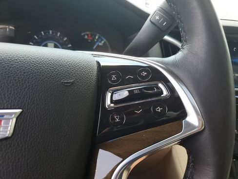 Used 2020 Cadillac Escalade Premium Luxury AWD/4WD image 23