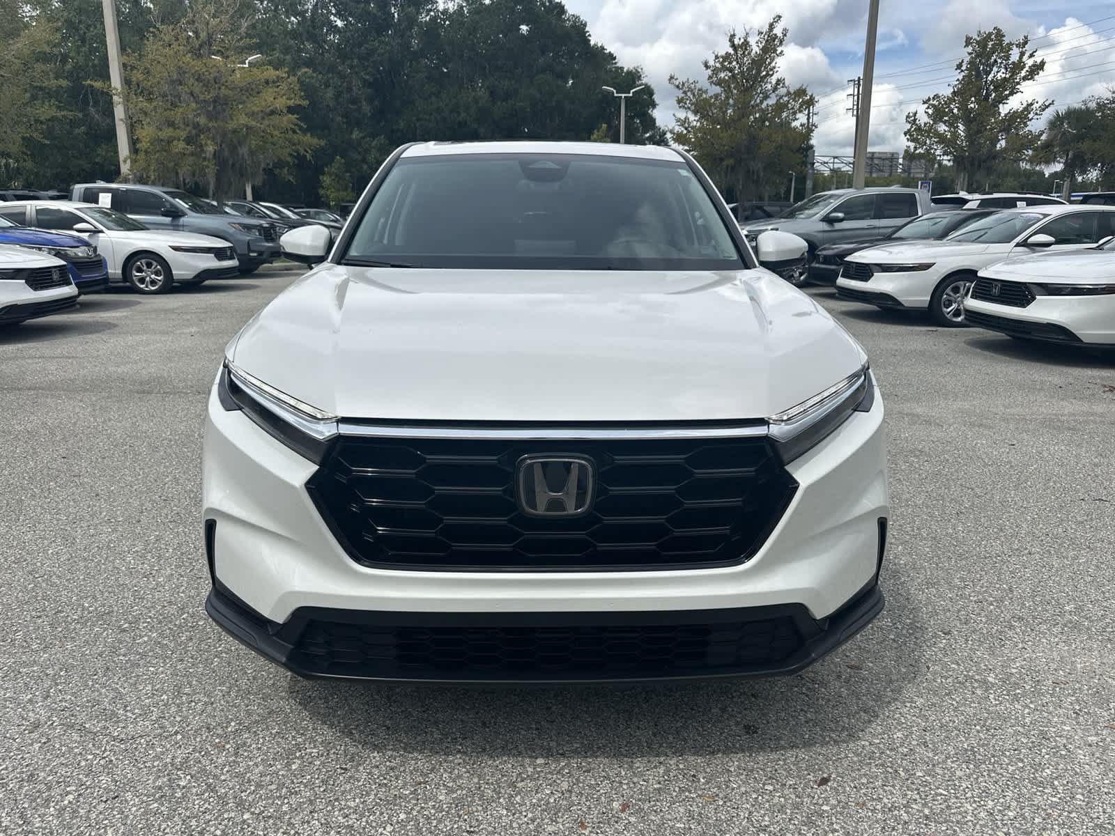 Used 2025 Honda CR-V EX image 9