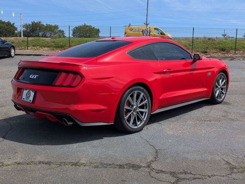 Used 2015 Ford Mustang GT Premium RWD image 5