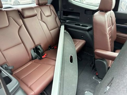 Used 2024 Kia Telluride SX Prestige AWD/4WD image 15