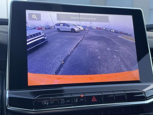 New 2026 Jeep Compass Latitude image 6