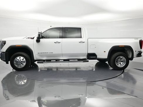 Used 2024 GMC Sierra 3500 SLT w/ SLT Premium Package AWD/4WD image 8