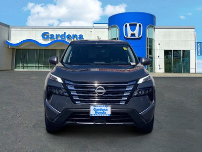Used 2025 Nissan Rogue SV