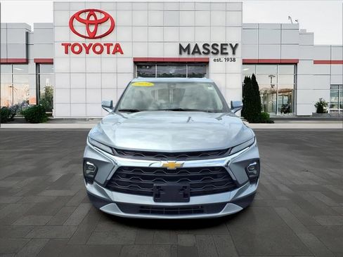 Used 2023 Chevrolet Blazer LT image 28