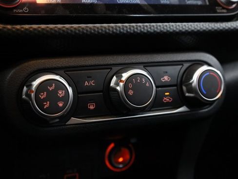 Certified 2024 Nissan Kicks SV image 18