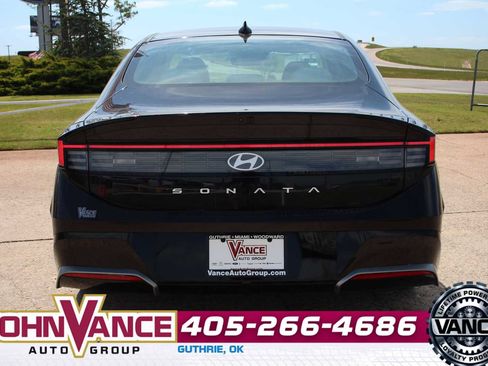 Used 2024 Hyundai Sonata SEL FWD image 8