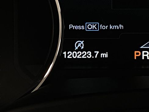 Used 2018 Ford F150 Lariat w/ Equipment Group 502A Luxury image 18