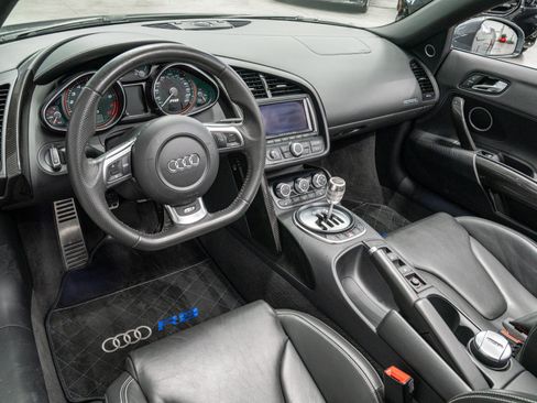 Used 2012 Audi R8 V10 AWD/4WD image 12