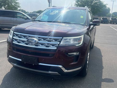 Used 2018 Ford Explorer Limited w/ Equipment Group 301A AWD/4WD image 14