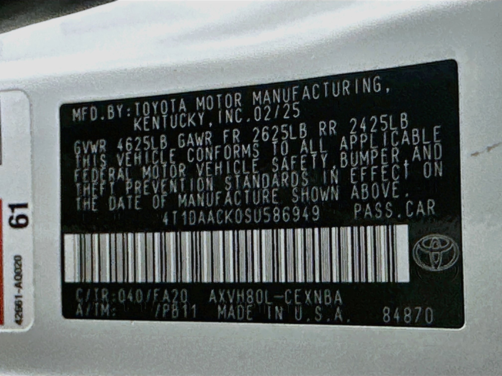 Used 2025 Toyota Camry LE FWD image 12