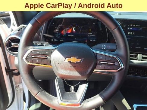 Used 2025 Chevrolet Equinox LT image 11