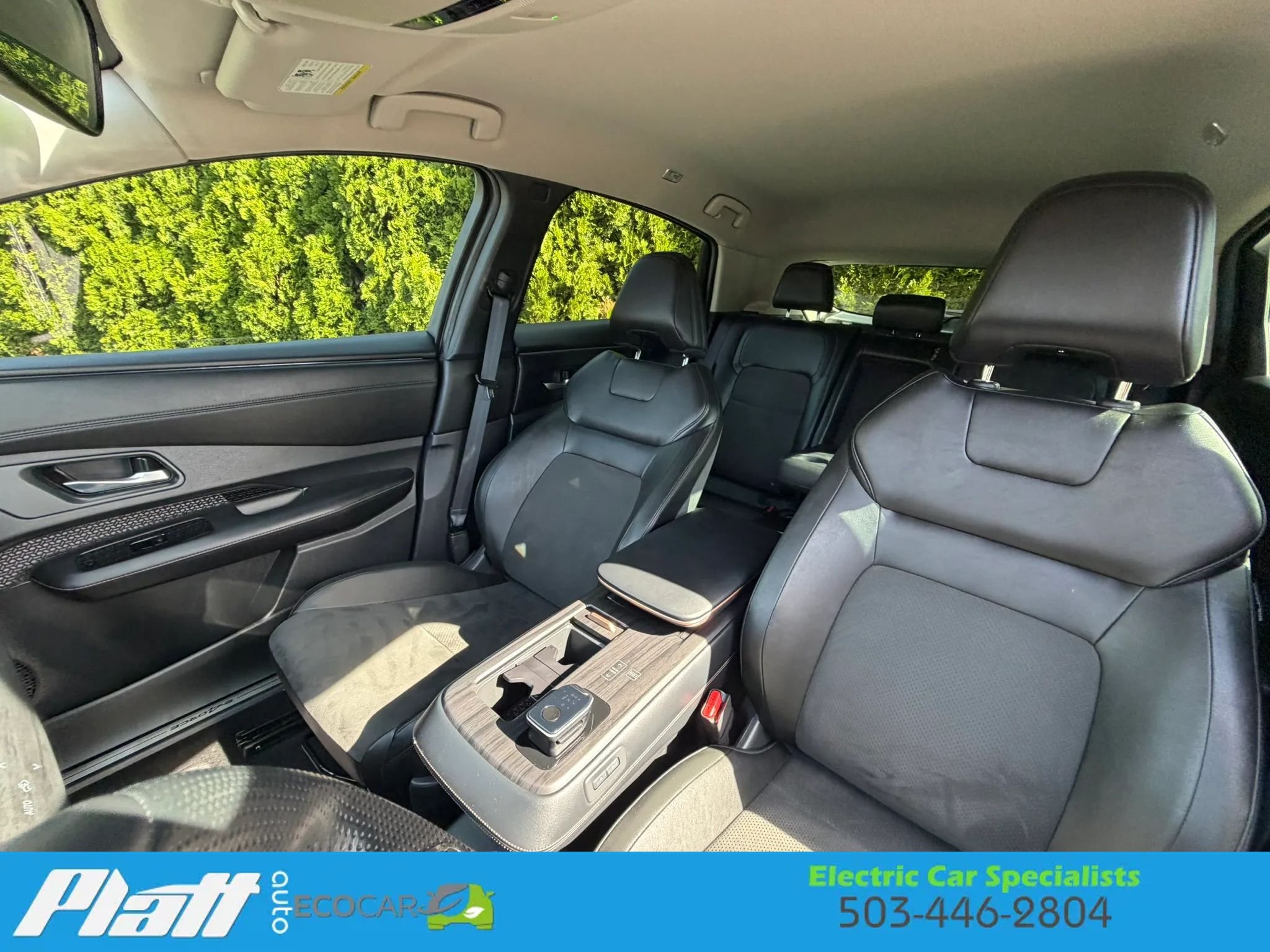 Used 2024 Nissan Ariya AWD image 31