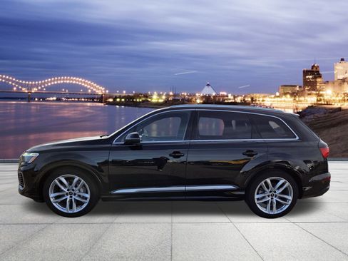 Certified 2025 Audi Q7 3.0T Prestige w/ Prestige Package image 2