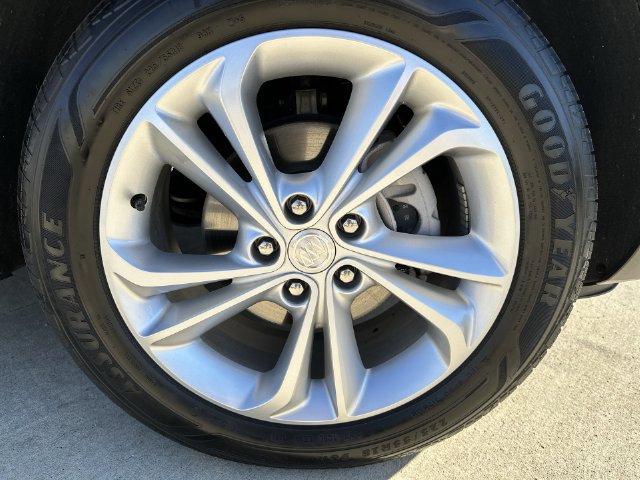 Certified 2023 Buick Encore GX Preferred w/ Cold Weather Comfort Package AWD/4WD image 28