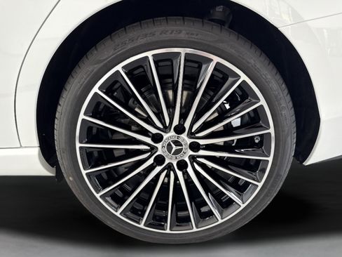 Certified 2026 Mercedes-Benz C 300 Sedan image 14