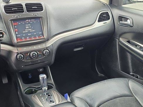 Used 2018 Dodge Journey Crossroad image 18