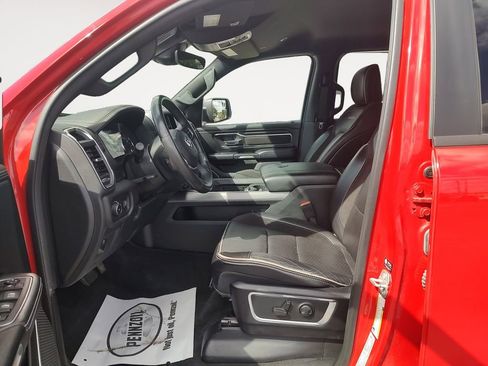 Used 2024 RAM 1500 Laramie RWD image 9