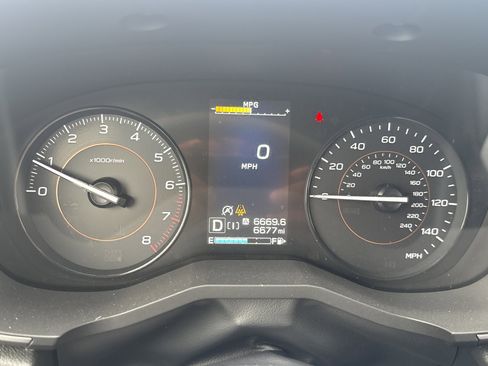 Used 2023 Subaru Crosstrek 2.0i Premium image 24