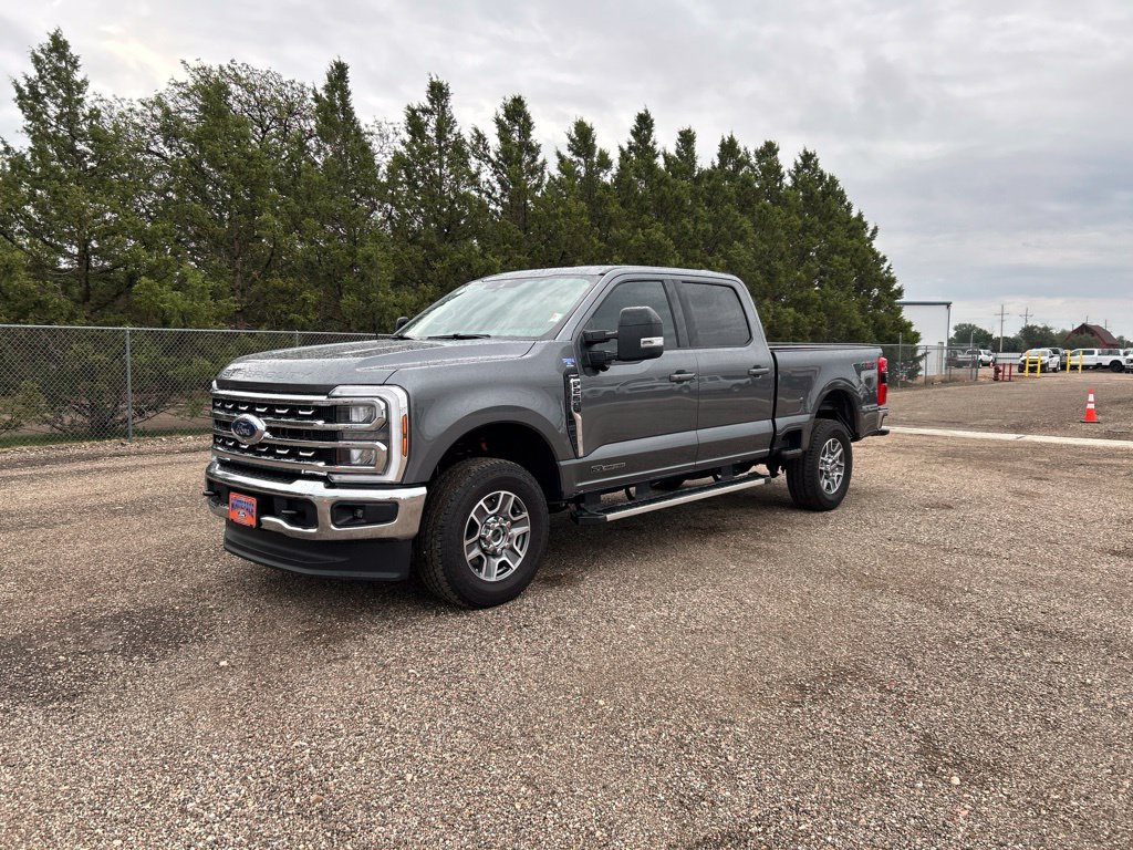 Used 2026 Ford F250 Lariat AWD/4WD image 1
