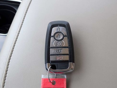 Used 2020 Lincoln Aviator Reserve w/ Equipment Group 201A RWD image 29