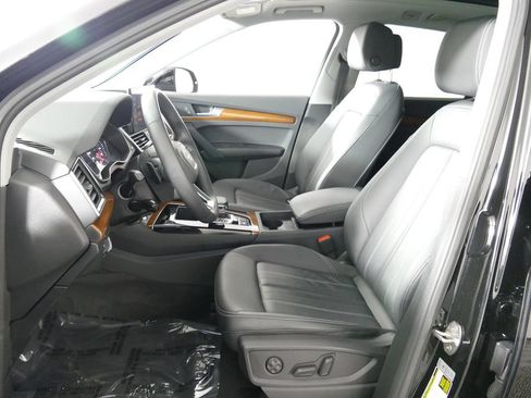 Used 2023 Audi Q5 2.0T Premium w/ Convenience Package AWD/4WD image 10