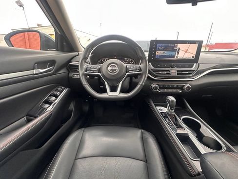 Certified 2024 Nissan Altima 2.5 SR w/ SR Premium Package FWD image 19