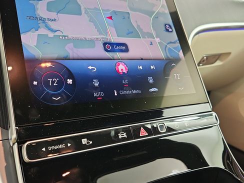 Used 2026 Mercedes-Benz CLE 300 4MATIC Cabriolet image 35