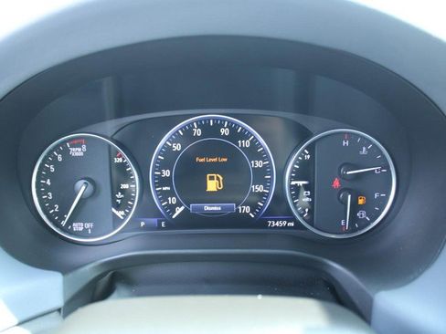 Used 2022 Buick Enclave Premium w/ LPO, Touring Package AWD/4WD image 18