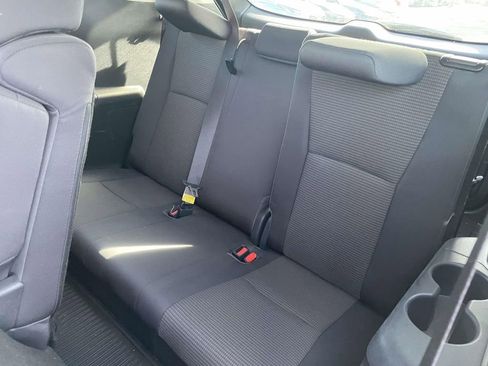 Used 2023 Toyota Highlander LE image 27