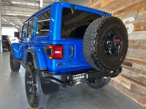 Used 2023 Jeep Wrangler Unlimited Rubicon 392 AWD/4WD image 18