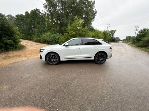 Used 2021 Audi Q8 Premium Plus AWD/4WD image 4