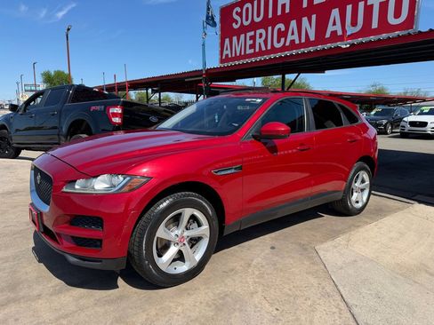 Used 2017 Jaguar F-PACE Premium image 6
