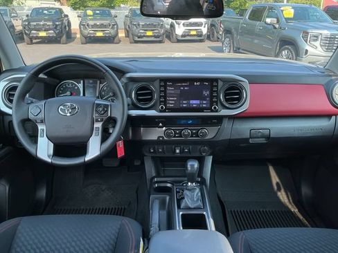 Used 2022 Toyota Tacoma SR5 w/ Technology Package RWD image 21
