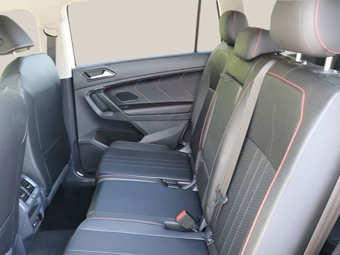 Used 2024 Volkswagen Tiguan Wolfsburg Edition image 15