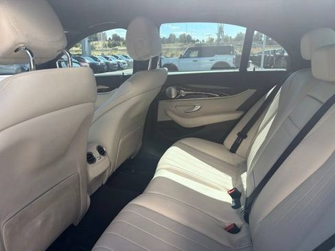 Used 2023 Mercedes-Benz E 350 4MATIC Sedan image 10