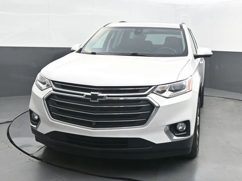 Used 2020 Chevrolet Traverse LT w/ LT Premium Package image 10