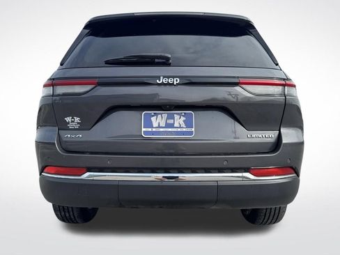 Certified 2023 Jeep Grand Cherokee Limited image 4