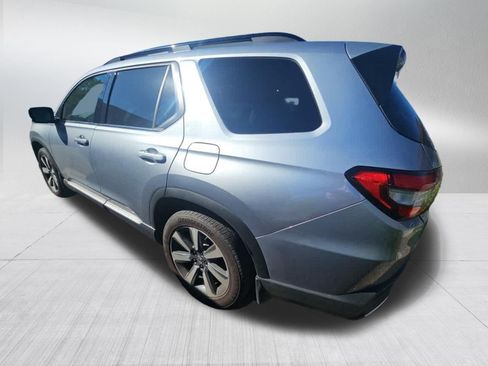 Used 2023 Honda Pilot Elite image 6