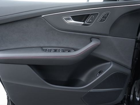 New 2026 Audi SQ8 Prestige image 21