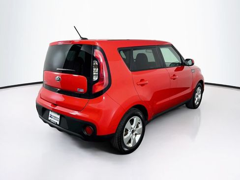 Used 2019 Kia Soul w/ Convenience Package FWD image 7