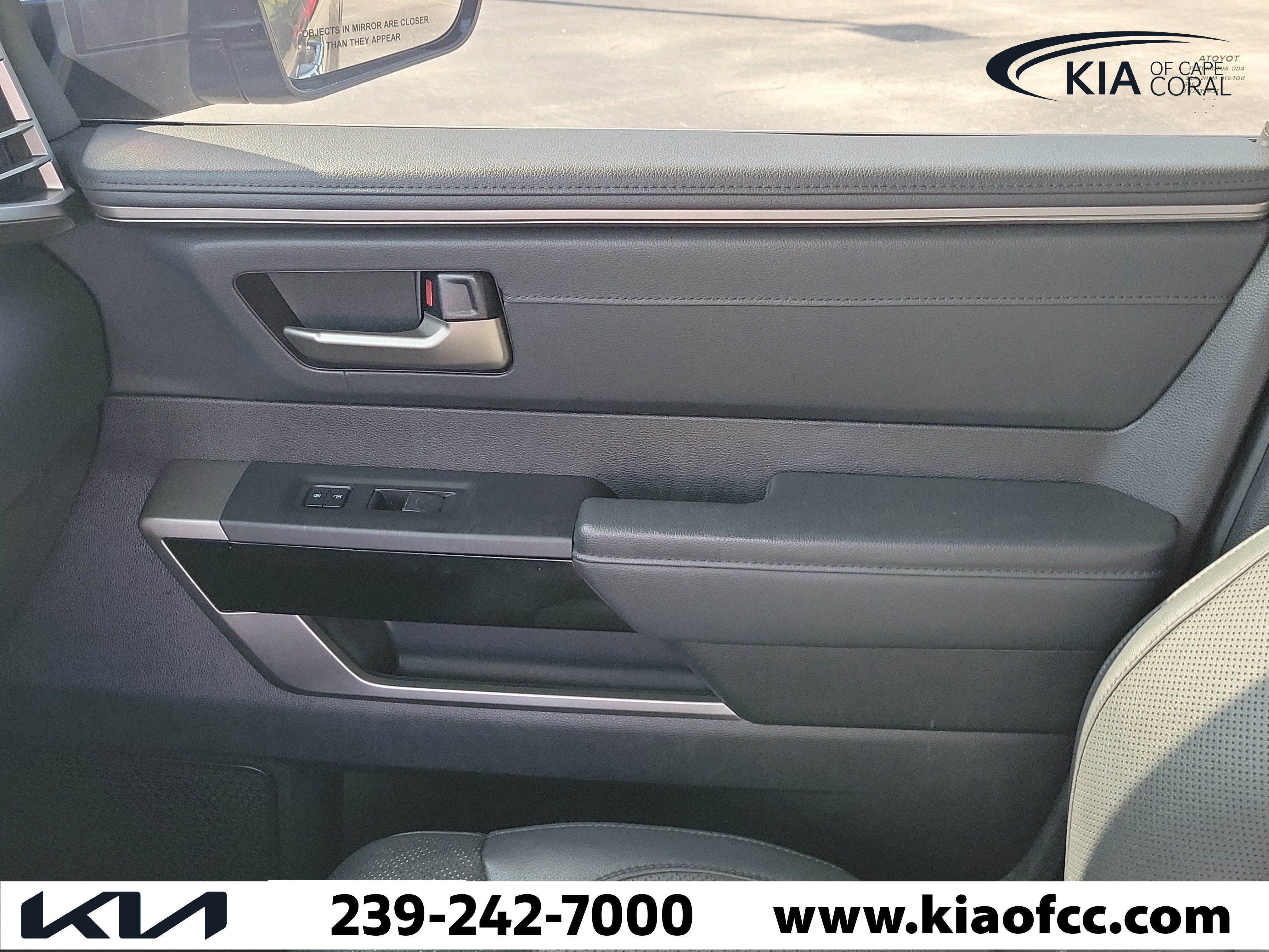 Used 2023 Toyota Tundra Limited w/ Power Package RWD image 29