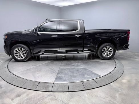 Used 2021 Chevrolet Silverado 1500 High Country w/ Technology Package AWD/4WD image 8