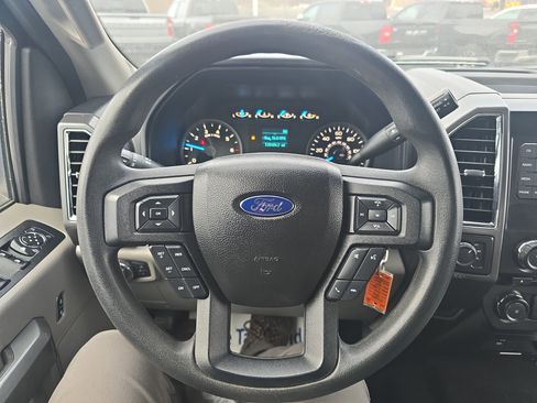 Used 2016 Ford F150 XLT image 20